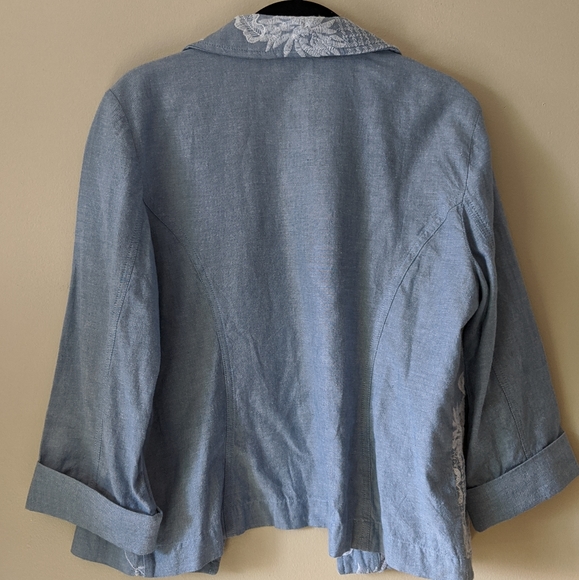Chico's embroidered chambray Jean light jacket size medium - Picture 5 of 6
